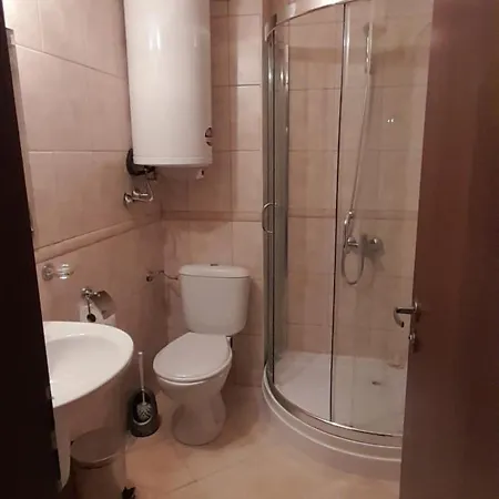 Kosara 44 *